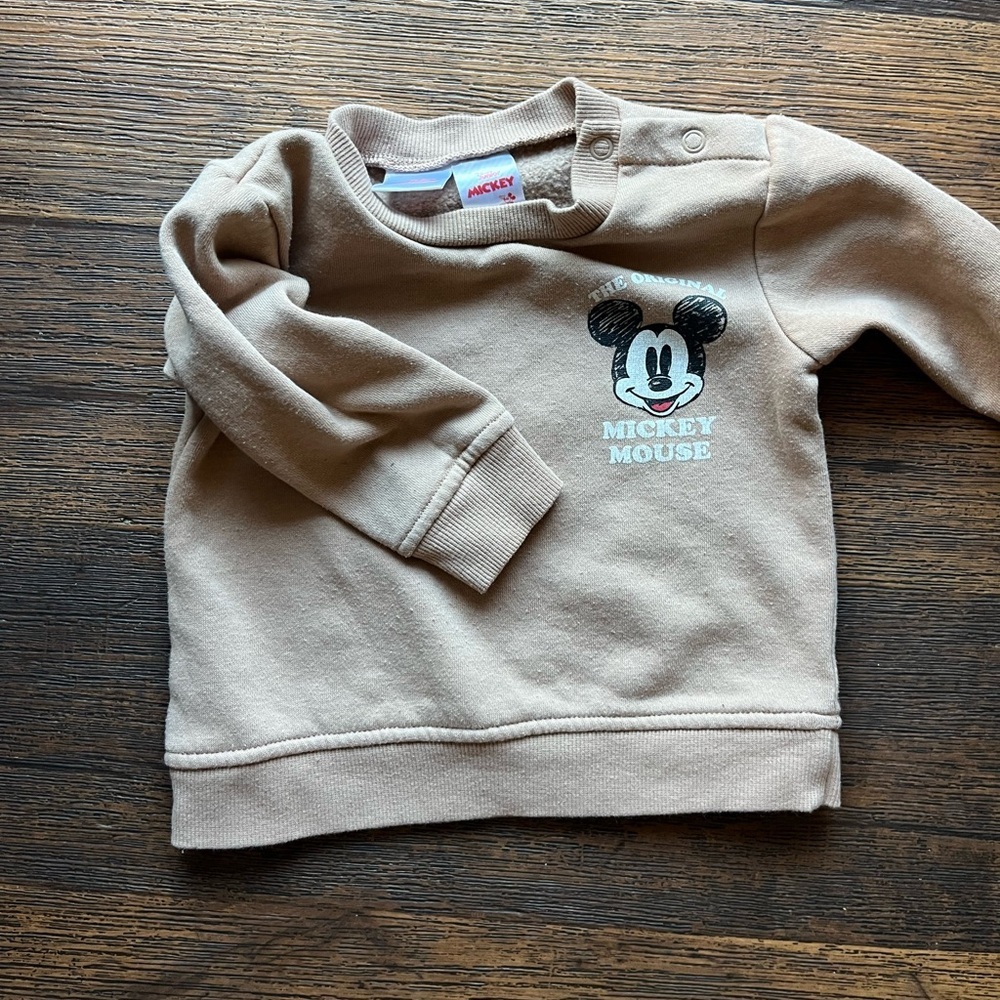 Baby Disney Junior Sweatshirt Beige Mickey Mouse 12M Button Walt Goofy Cartoon - Picture 5 of 10